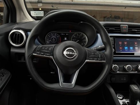 Used 2025 Nissan Versa SV FWD image 28