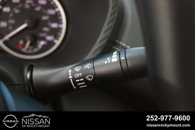 Used 2024 Nissan Sentra SV FWD image 19