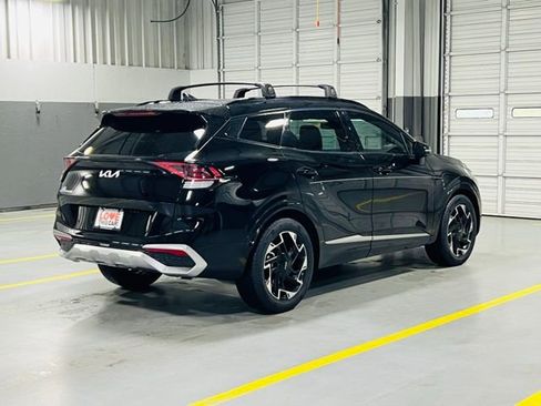 Used 2023 Kia Sportage SX image 19