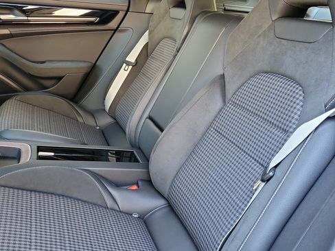 Certified 2025 Porsche Panamera 4 AWD/4WD image 22