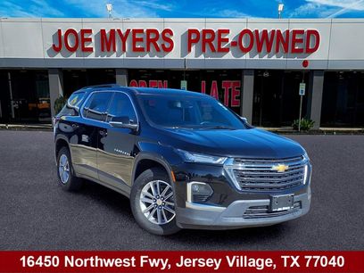 Used 2022 Chevrolet Traverse LT
