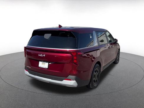 Used 2026 Kia Carnival FWD image 12