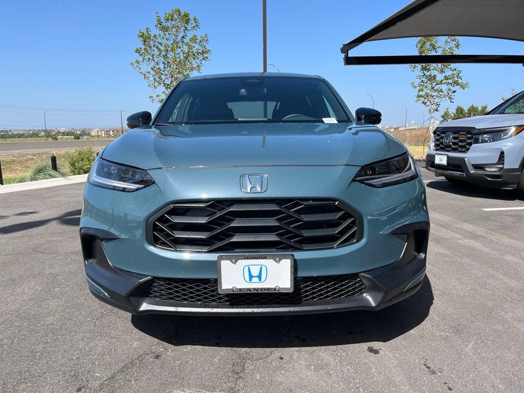 Certified 2027 Honda HR-V Sport image 2