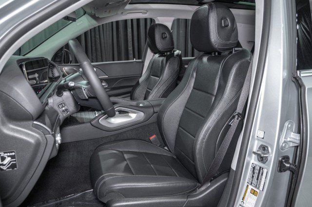 New 2026 Mercedes-Benz GLE 450e 4MATIC image 11