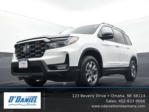 Used 2023 Honda Passport TrailSport image 9