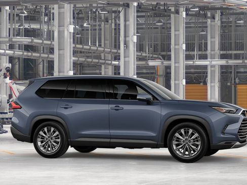 New 2026 Toyota Grand Highlander Platinum image 13