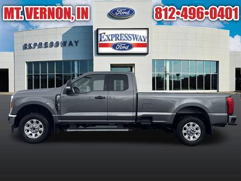 Used 2024 Ford F250 XLT w/ FX4 Off-Road Package AWD/4WD image 6