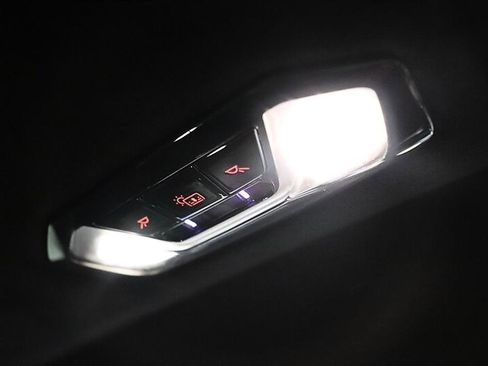 Used 2022 BMW X7 M50i AWD/4WD image 21