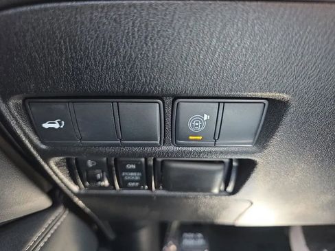 Used 2018 Nissan Armada SL w/ Premium Package AWD/4WD image 30