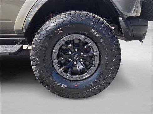 New 2025 Ford Bronco Raptor image 9