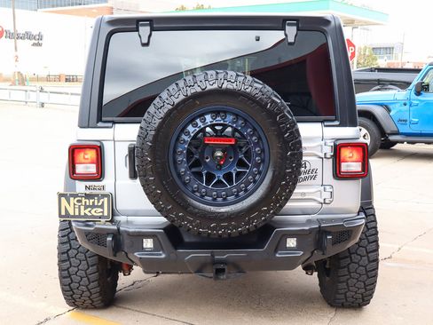 Used 2022 Jeep Wrangler Unlimited Willys image 13