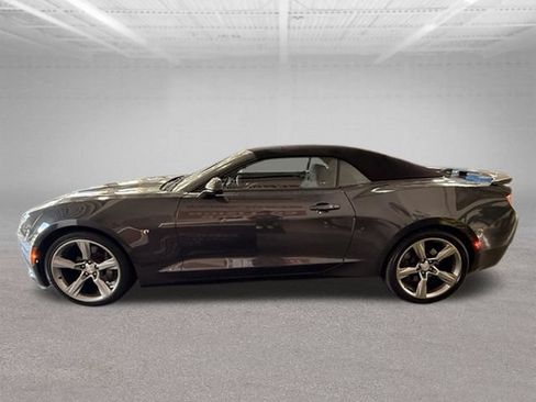 Used 2017 Chevrolet Camaro SS RWD image 4