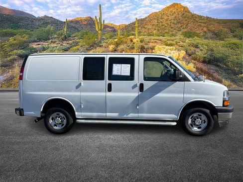 Used 2024 Chevrolet Express 2500 w/ Driver Convenience Package image 3