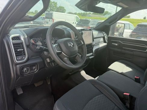 Certified 2025 RAM 2500 Big Horn AWD/4WD image 5