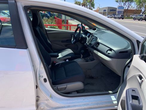 Used 2010 Honda Insight EX image 6
