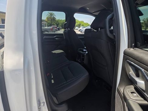 Used 2025 RAM 1500 Big Horn AWD/4WD image 17