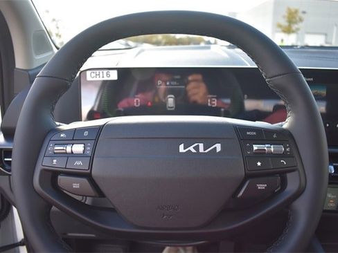 New 2026 Kia Sportage EX w/ EX Panoramic Sunroof Package image 29