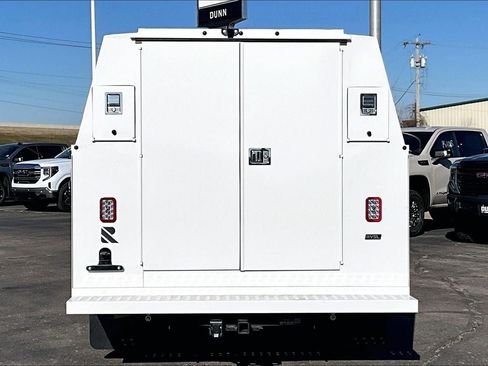 New 2025 Chevrolet Express 3500 w/ Power Convenience Package RWD image 4