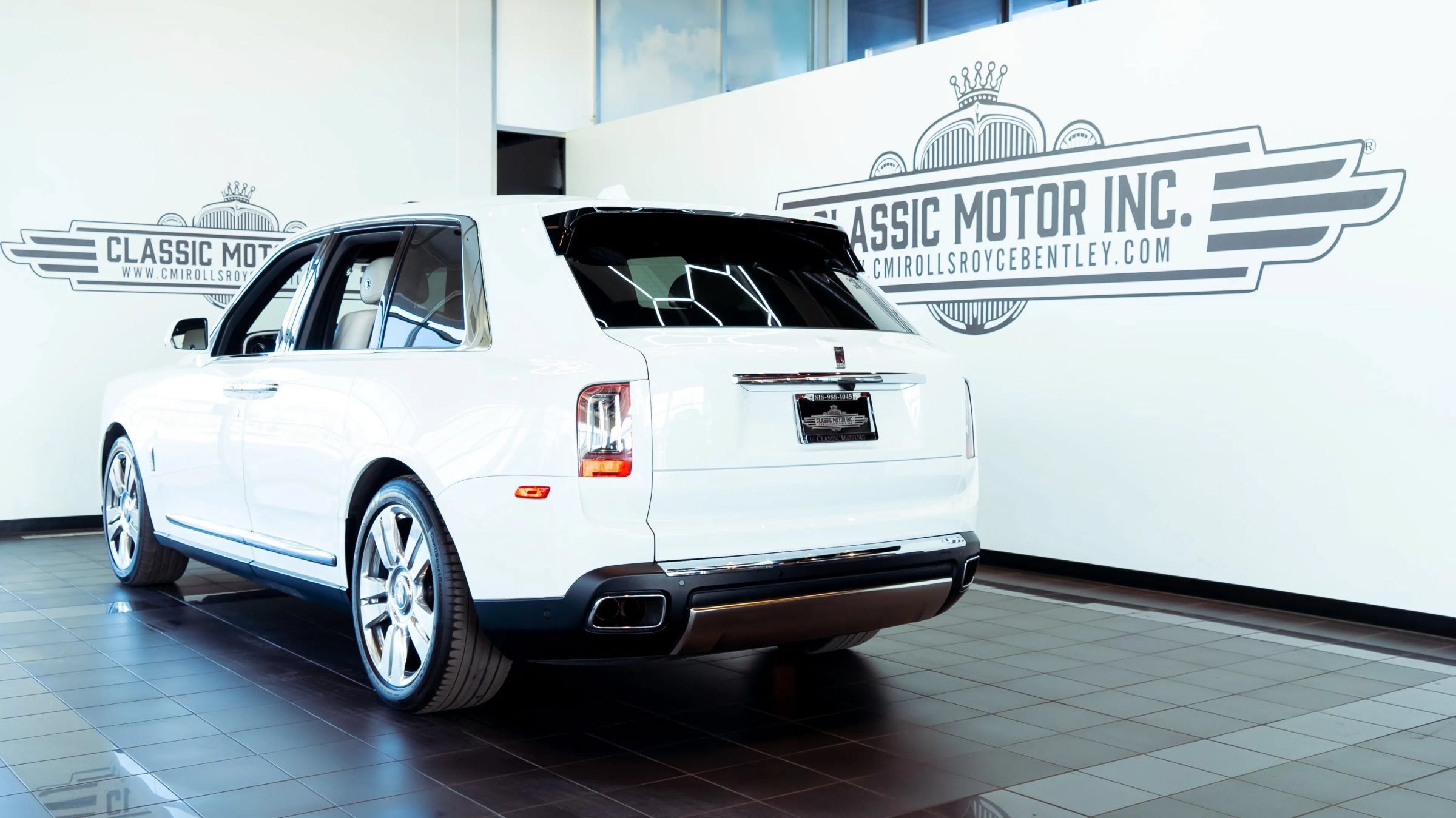 Used 2019 Rolls-Royce Cullinan AWD/4WD image 4