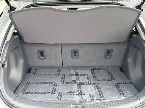 Used 2020 Chevrolet Bolt Premier w/ Infotainment Package image 18