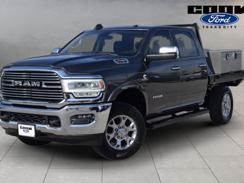 Used 2021 RAM 2500 Laramie AWD/4WD image 1