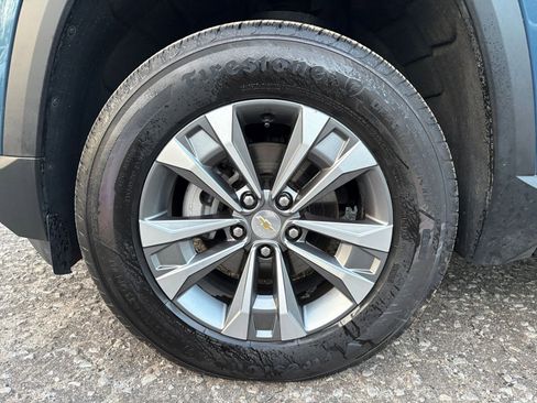 Used 2025 Chevrolet Equinox LT image 29