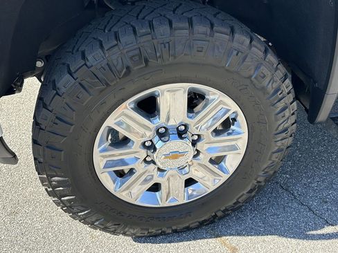 Used 2024 Chevrolet Silverado 3500 High Country w/ High Country Premium Package image 13