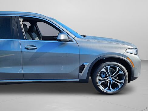 New 2026 BMW X5 sDrive40i w/ Premium Package image 32