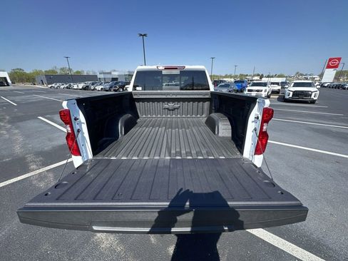 New 2026 Chevrolet Silverado 1500 LT image 23