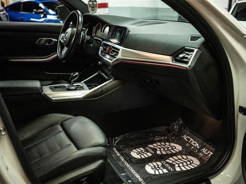 Used 2020 BMW 330i xDrive Sedan w/ M Sport Package image 13