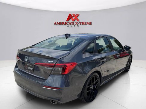 Used 2023 Honda Civic Sport image 6