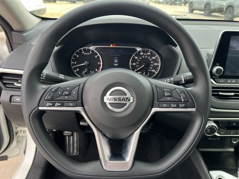 Certified 2020 Nissan Altima 2.5 S image 9