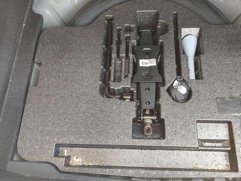 Certified 2024 Honda Accord EX image 18