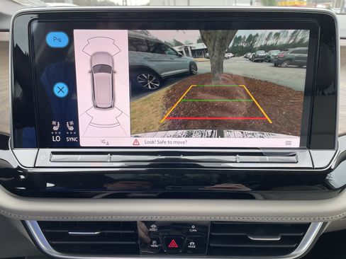 New 2026 Volkswagen Atlas SE image 20