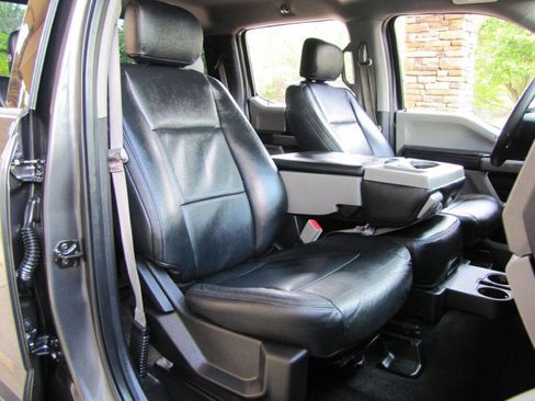 Used 2018 Ford F250 XLT image 23