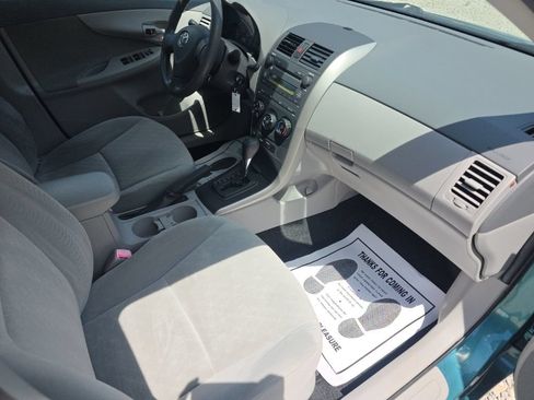 Used 2009 Toyota Corolla LE FWD image 16