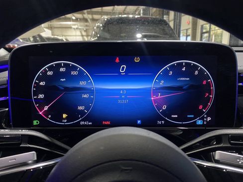 Used 2023 Mercedes-Benz GLC 300 w/ AMG Line image 13