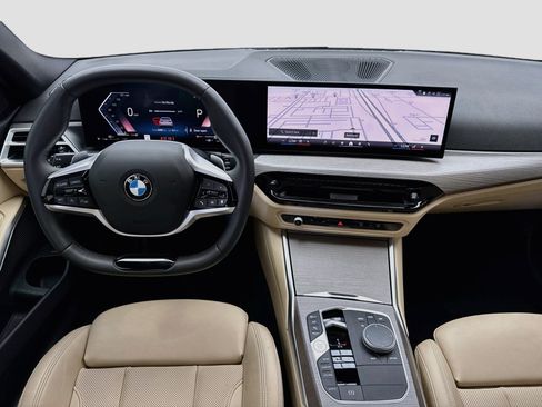 Used 2025 BMW 330i Sedan w/ Convenience Package RWD image 15