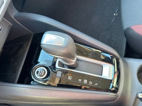 New 2025 Nissan Versa SR w/ Trunk Package image 20