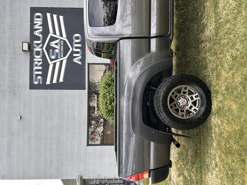 Used 2015 Toyota Tacoma 4x4 Access Cab w/ Convenience Package image 6