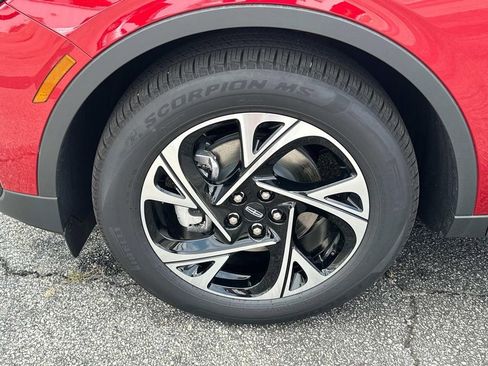 New 2025 Lincoln Nautilus Premier w/ Equipment Group 102A image 11