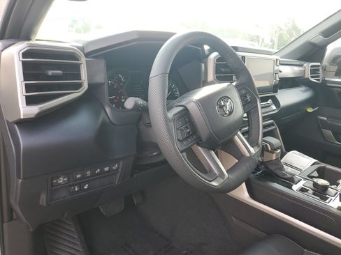 New 2026 Toyota Tundra SR5 AWD/4WD image 18