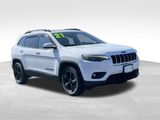 Used 2021 Jeep Cherokee Latitude Plus image 3