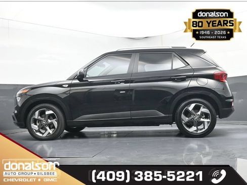 Used 2023 Hyundai Venue SEL w/ Cargo Package FWD image 14