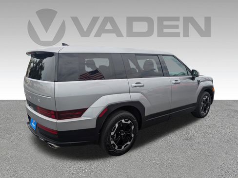 Used 2025 Hyundai Santa Fe SE FWD image 27
