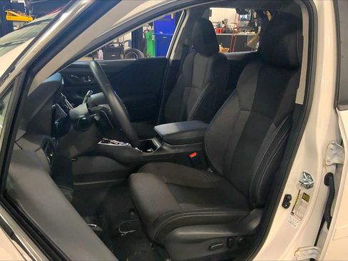 Certified 2025 Subaru Outback Premium image 9