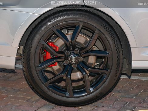 Used 2022 Land Rover Range Rover Sport SVR Carbon Edition AWD/4WD image 44