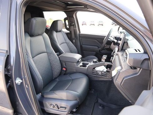 Used 2026 Toyota Tacoma Limited AWD/4WD image 29