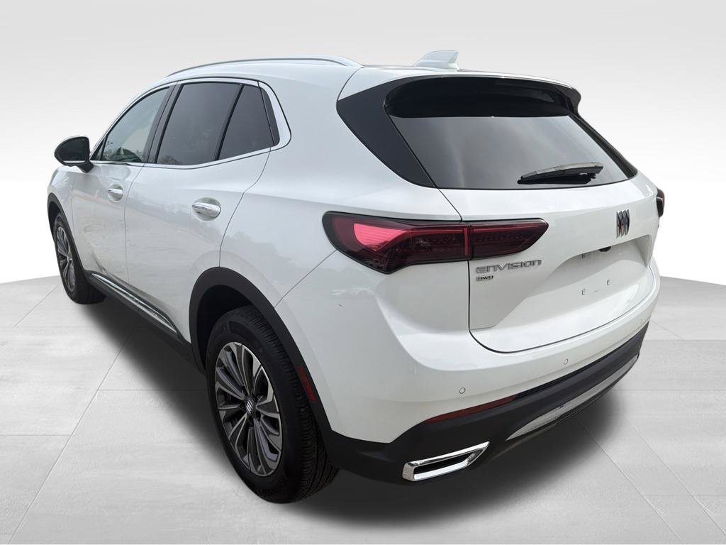 Used 2024 Buick Envision Preferred AWD/4WD image 12