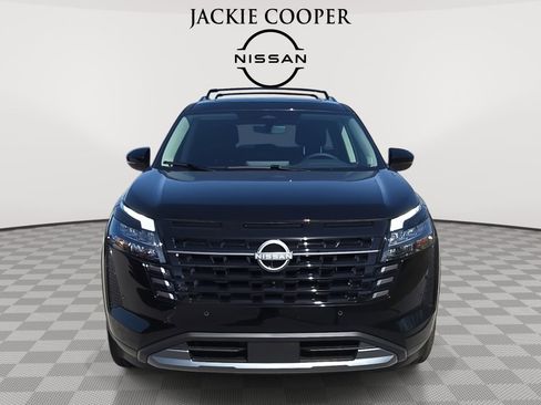 New 2026 Nissan Pathfinder SL w/ SL Premium Package image 2